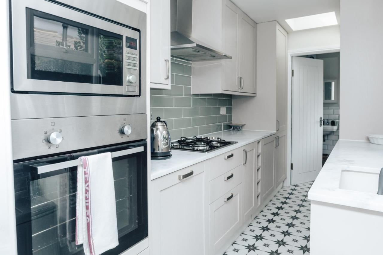 The Dragonfly - Central 2 Bedroom House Henley-on-Thames Exterior foto